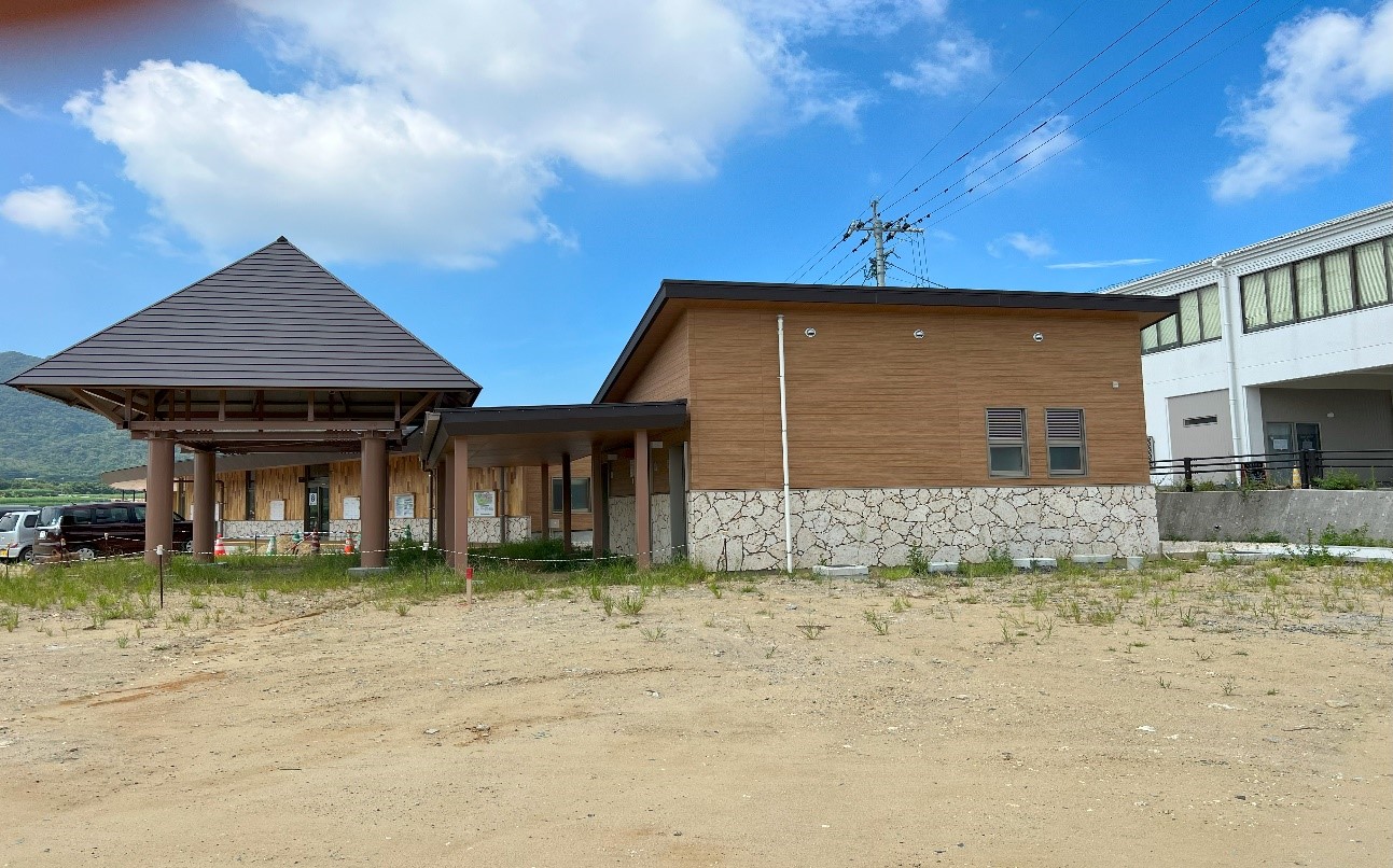 道路休憩施設(交付金)花徳トイレ新築工事